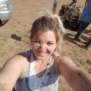 Meet your Posher, Candace